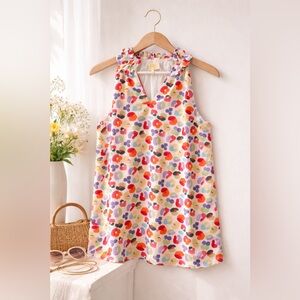 SSYS The Label Sleeveless Ruffle Neck Blouse
Size Large | Excellent Condition